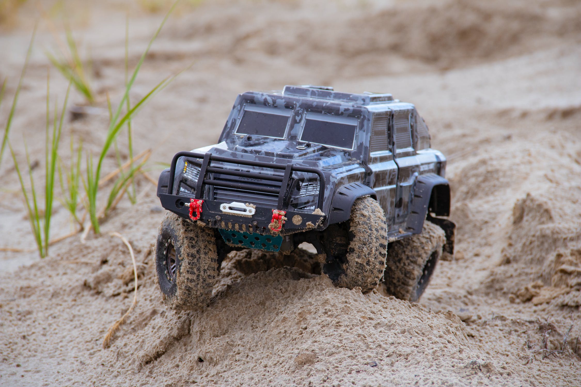 The Ultimate List of Best Off-Road RC Trucks for All-Terrain Adventures