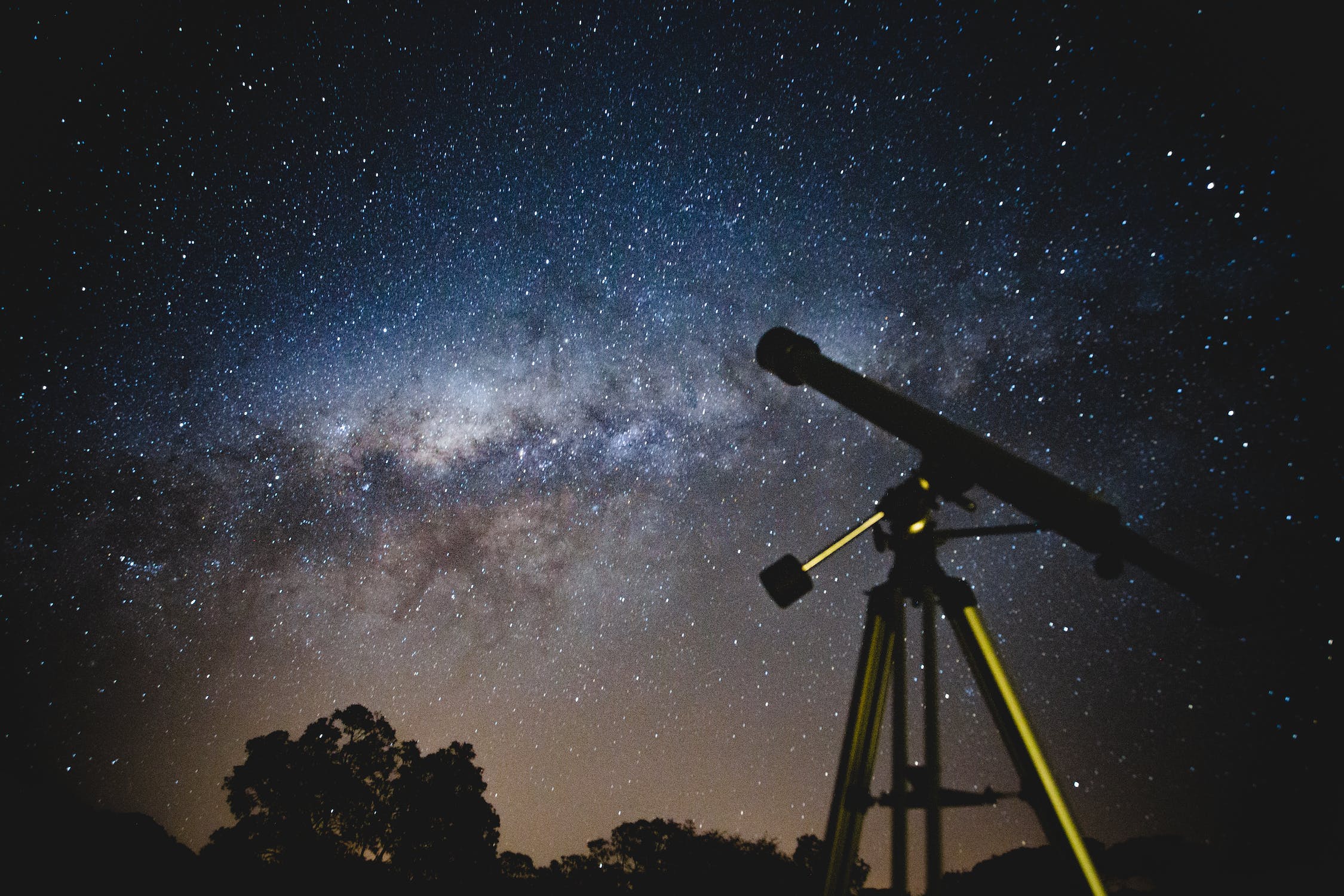 Stargazing in the Digital Age: The Top 3 Best Digital Telescopes